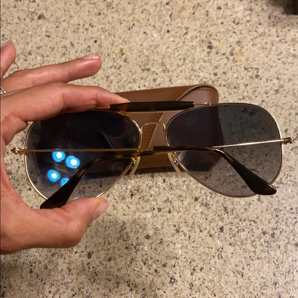 Aviators - Picture 2 of 3